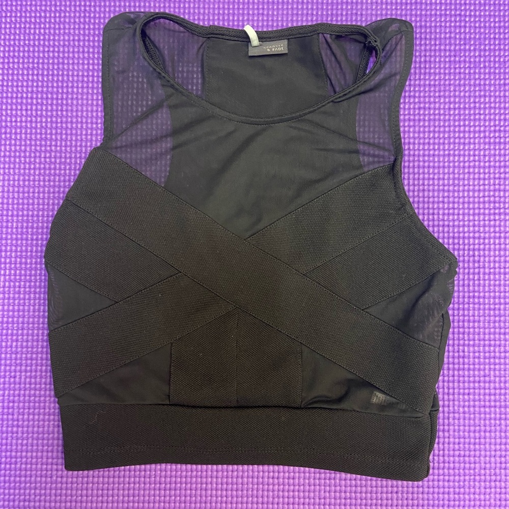 Black Urban Outfitters crop top